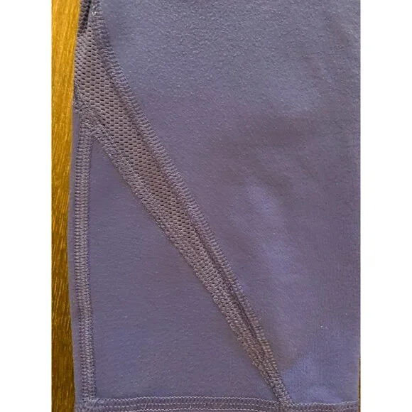 Lululemon Free Flow Cropped Leggings Size 6 - Picture 6 of 10